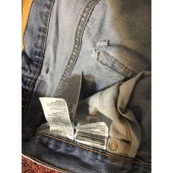 LEVIS 550 MEN SIZE 38x30 RELAXED FIT DISTRESSED DENIM BLUE JEANS - Picture 4 of 6